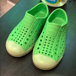 Native Jefferson Sneakers Green Glow In the Dark